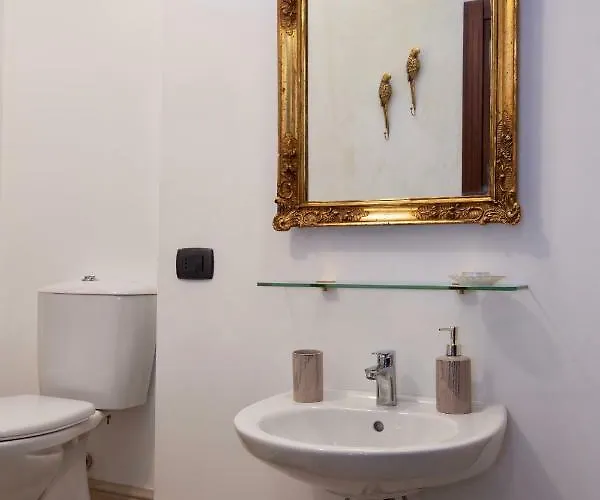 Macrame In Centro Storico A * Noto