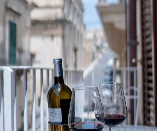Macrame In Centro Storico A * Noto